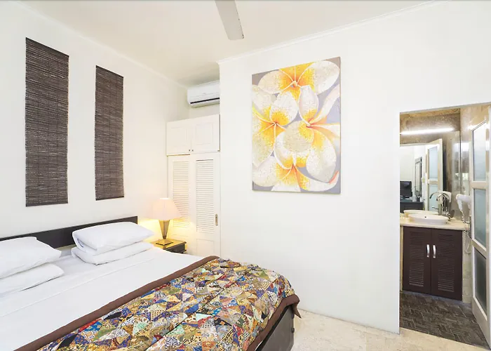 Melati Aparthotel 2*
